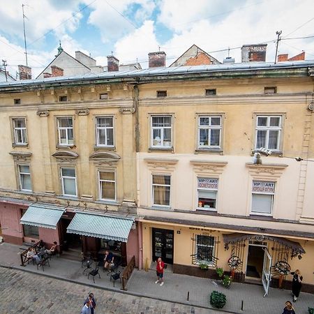 Апартаменти На Площі Ринок З Новим Сучасним Ремонтом Liov Exterior foto